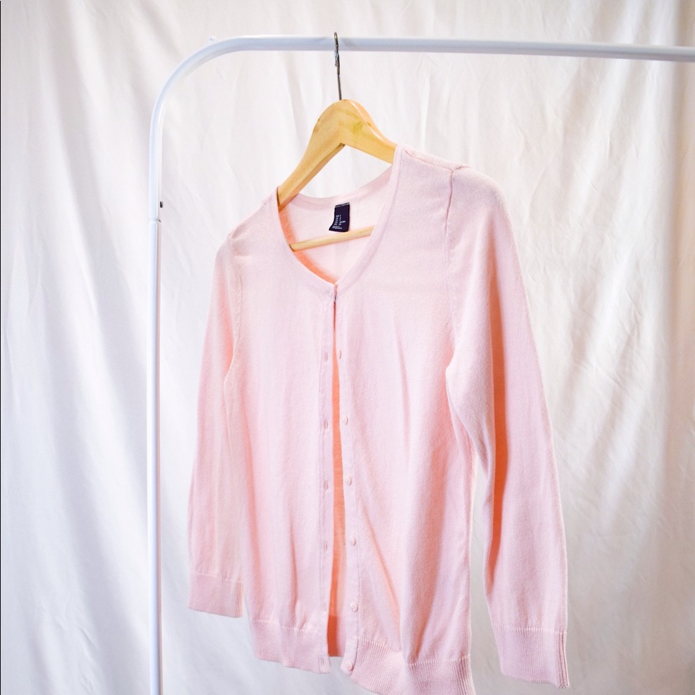Pink Cardigan, button-down (Unbranded) - Picture 2 of 4